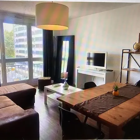 Chez Pascal Sissi -grand Appart,ile Nantes, Ccgres Nantes